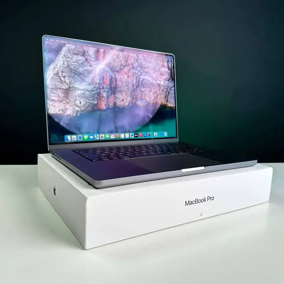 USED MacBook Pro 16" Space Gray (MK183) 2021, (M1 Pro/16GB/512GB)