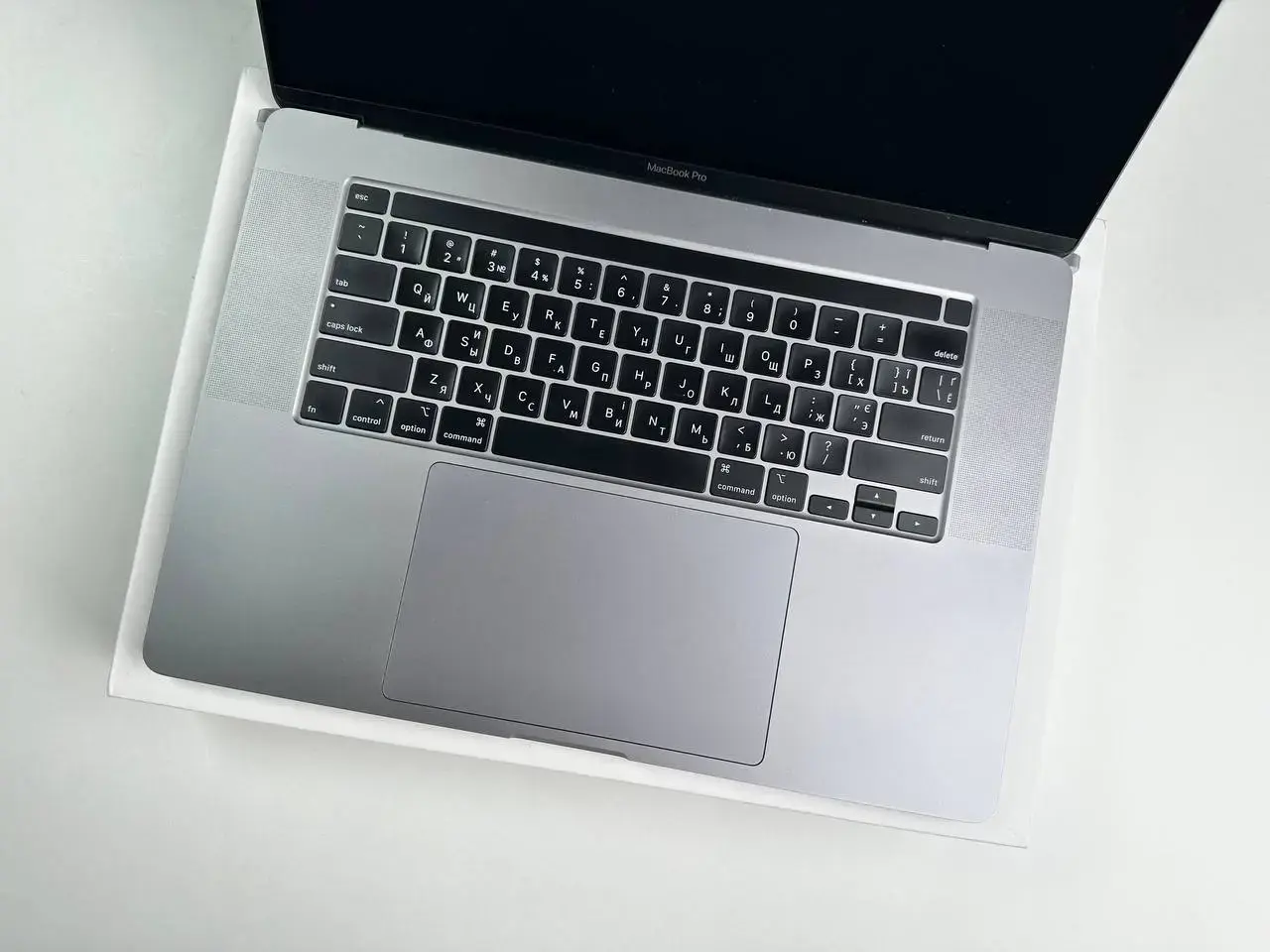 💻USED MacBook Pro 16" Space Gray (MVVK2) 2019, (i9/16GB/1TB) (Стан - 9.5/10. Комплект - повний | гарантія - 1 міс.) - Cycle 445