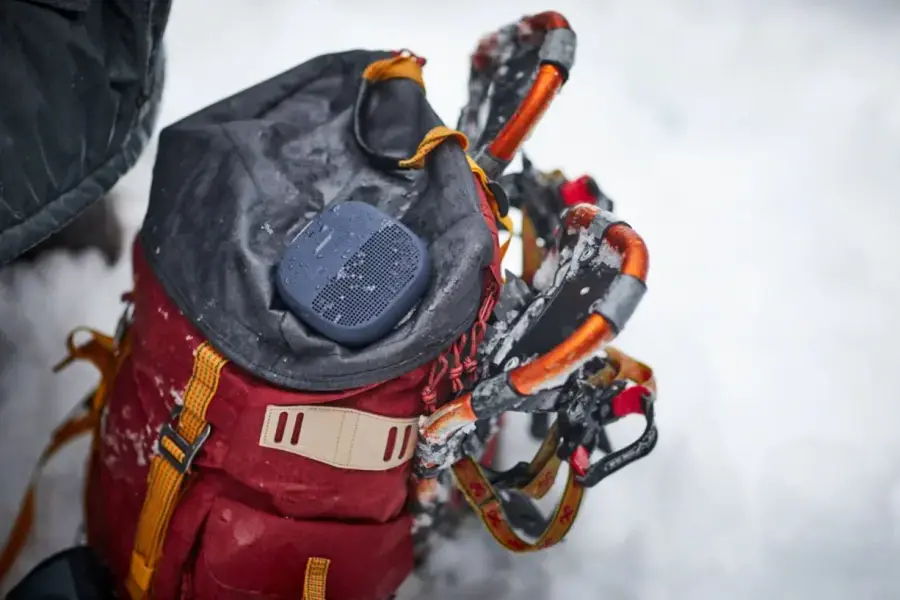 Портативна колонка Bose SoundLink Micro Bluetooth Speaker - Midnight Blue (783342-0500)