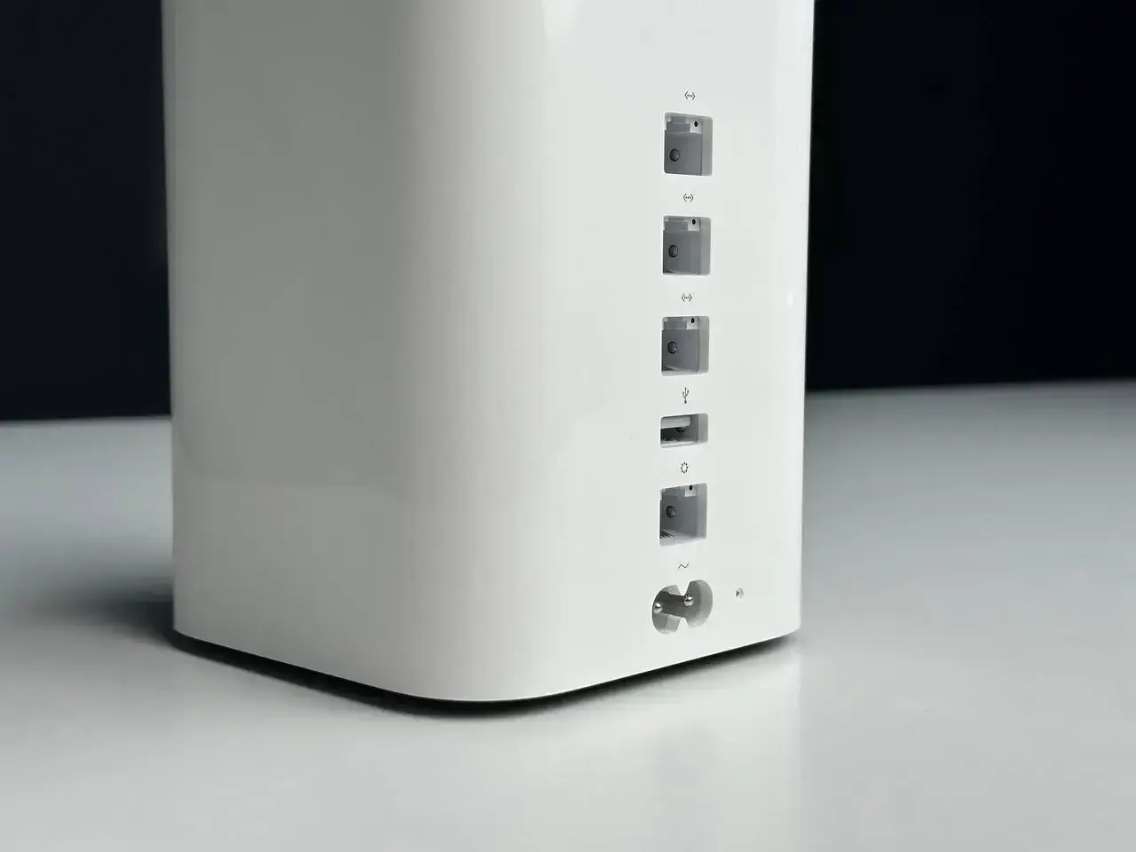 USED Apple AirPort Time Capsule 2 TB (ME177)
