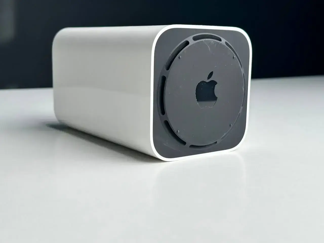 USED Apple AirPort Time Capsule 2 TB (ME177)