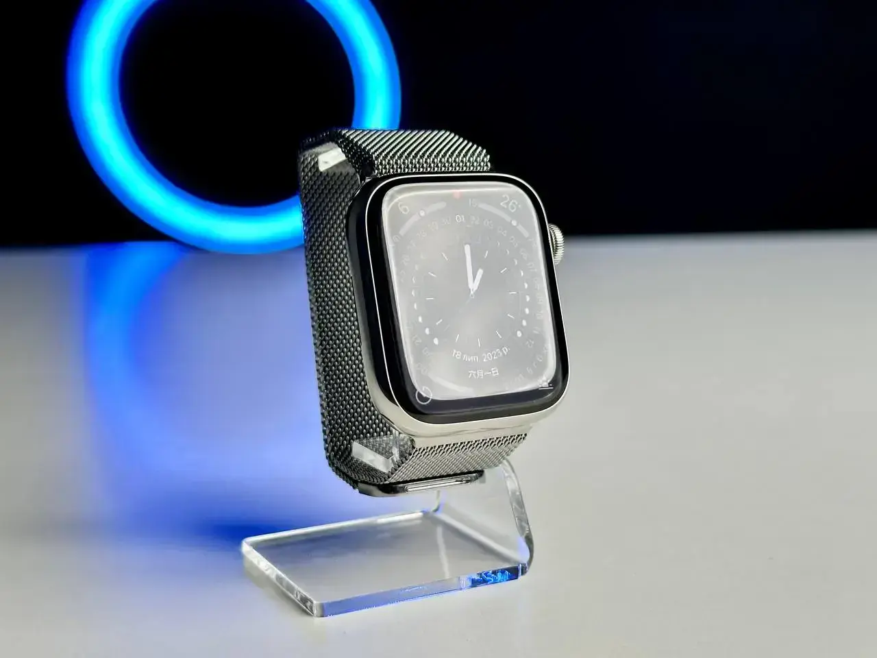 🕰USED Apple Watch Series 7 GPS + Cellular 45mm Silver Stainless Steel Case with Milanese Loop (MKJD3, MKJV3)