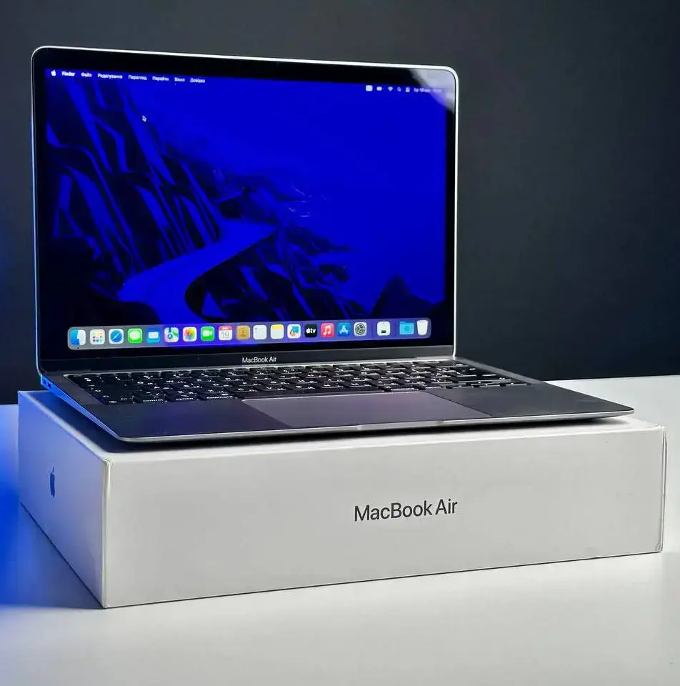 📲USED MacBook Air 13" Space Gray 2020 (MGN73) (M1/8GB/512SSD)(Стан - 9.5/10. Комплект - повний | гарантія - 1 міс.) - Cycle 72