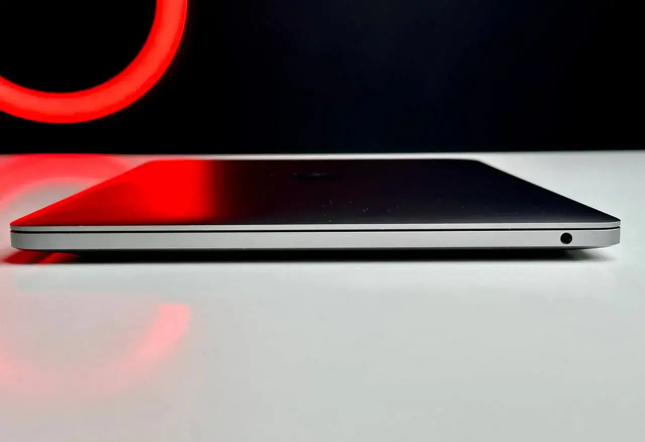 USED MacBook Pro 13" Space Gray (MYD82) 2020, (М1/8GB/256SSD) (Состояние - 9/10. Комплект - полный | гарантия - 1 мес.) - Cycle 275