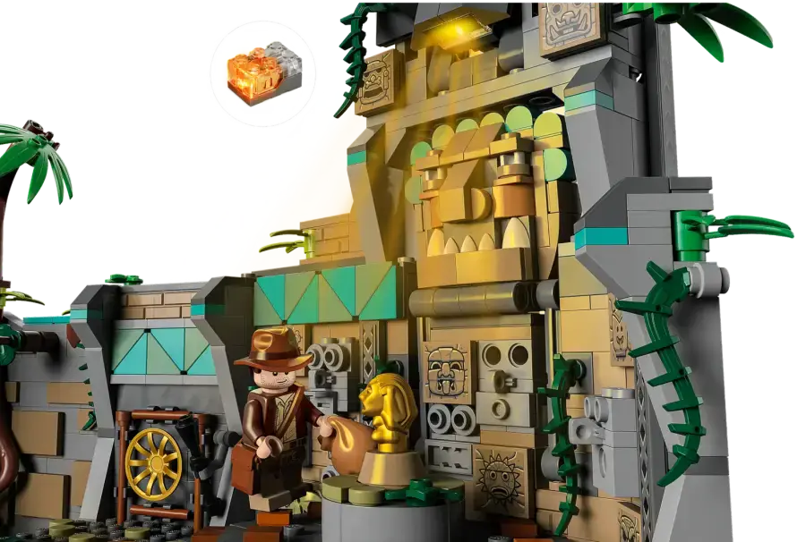 Блочный конструктор LEGO Indiana Jones Храм Золотого Идола (77015)