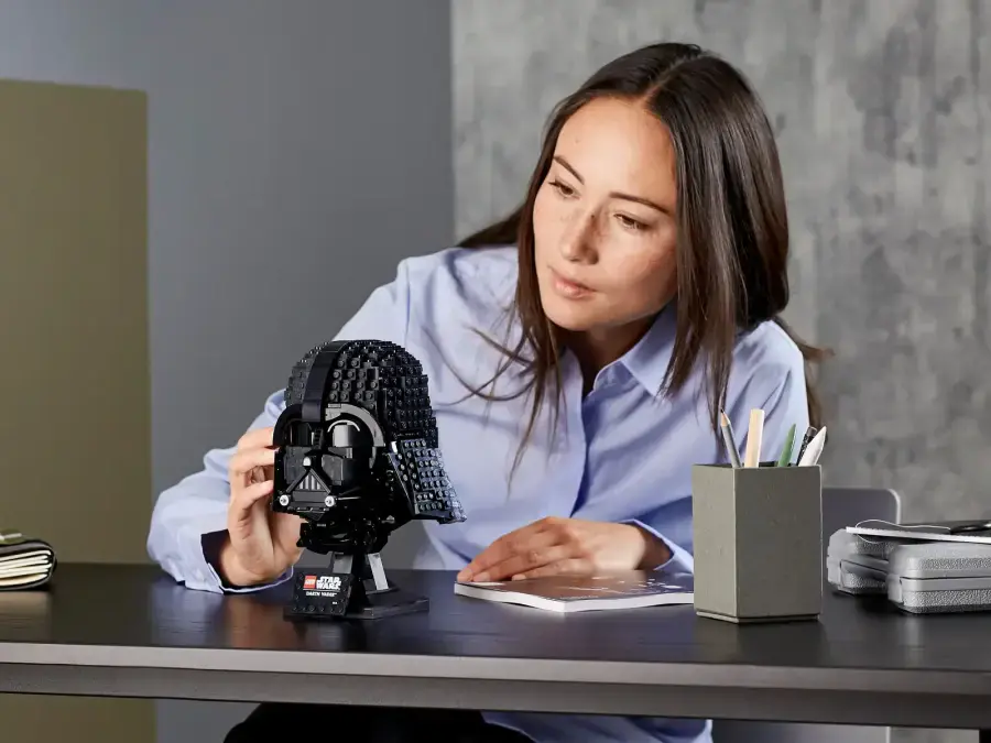 Блоковий конструктор LEGO Star Wars Шлем Дарта Вейдера (75304)