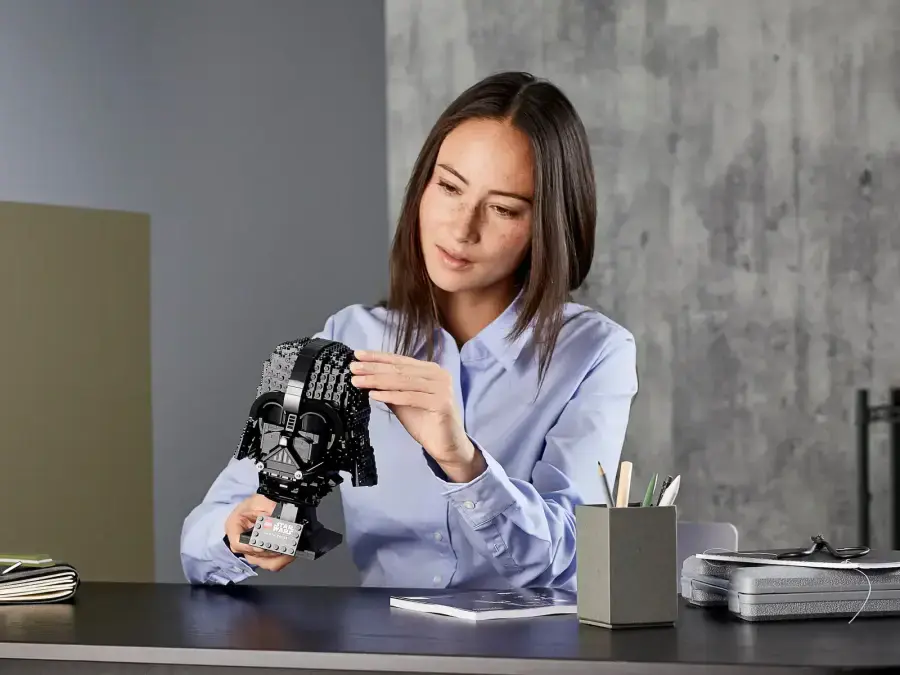 Блоковий конструктор LEGO Star Wars Шлем Дарта Вейдера (75304)