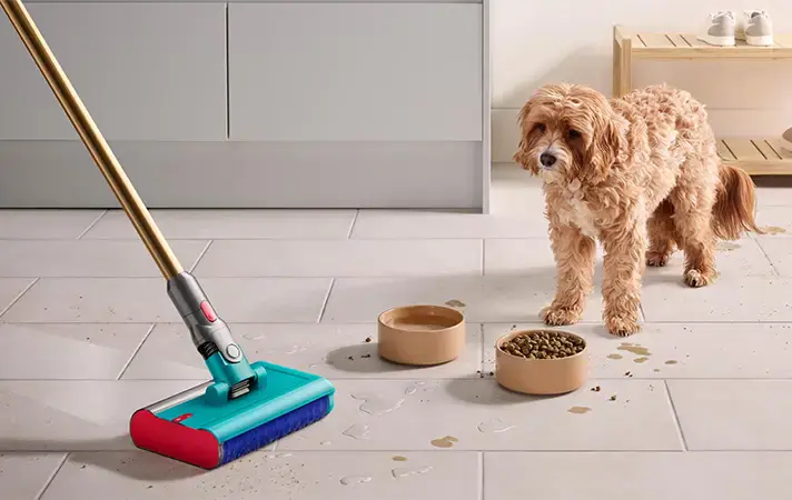 Новинка Dyson V15s Detect Submarine: теперь с функцией мойки для влажной уборки твердых полов