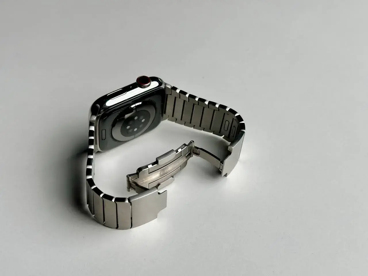USED Apple Watch Series 7 GPS + Cellular 45mm Silver Stainless Steel Case with Apple Link Bracelet (MKJD3, MKJV3)