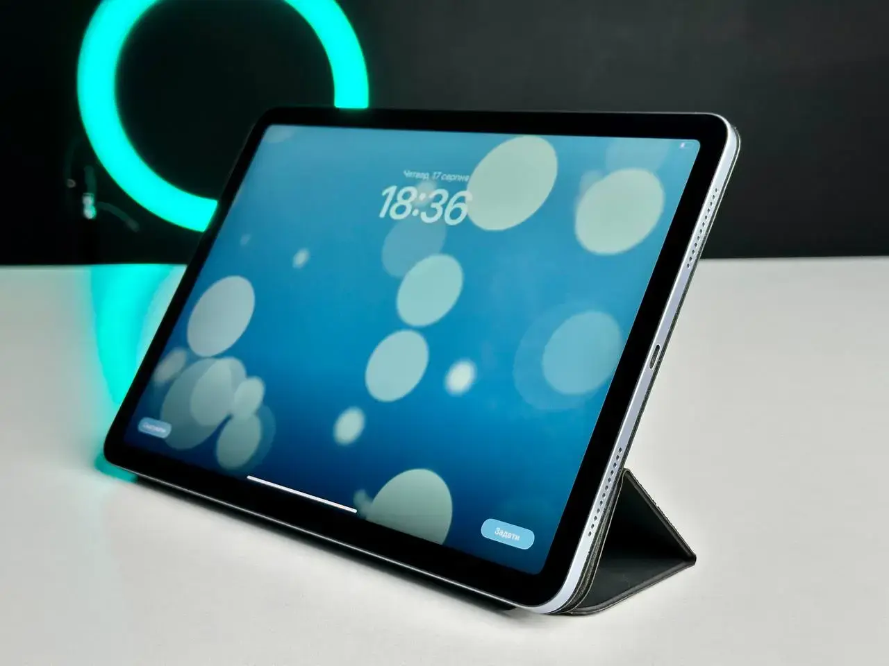 USED iPad Air 4 10.9'' Wi-Fi 64GB Sky Blue (MYFQ2)🔋89% (Стан - 9.5/10, комплект - повний, гарантія - 1 міс.)