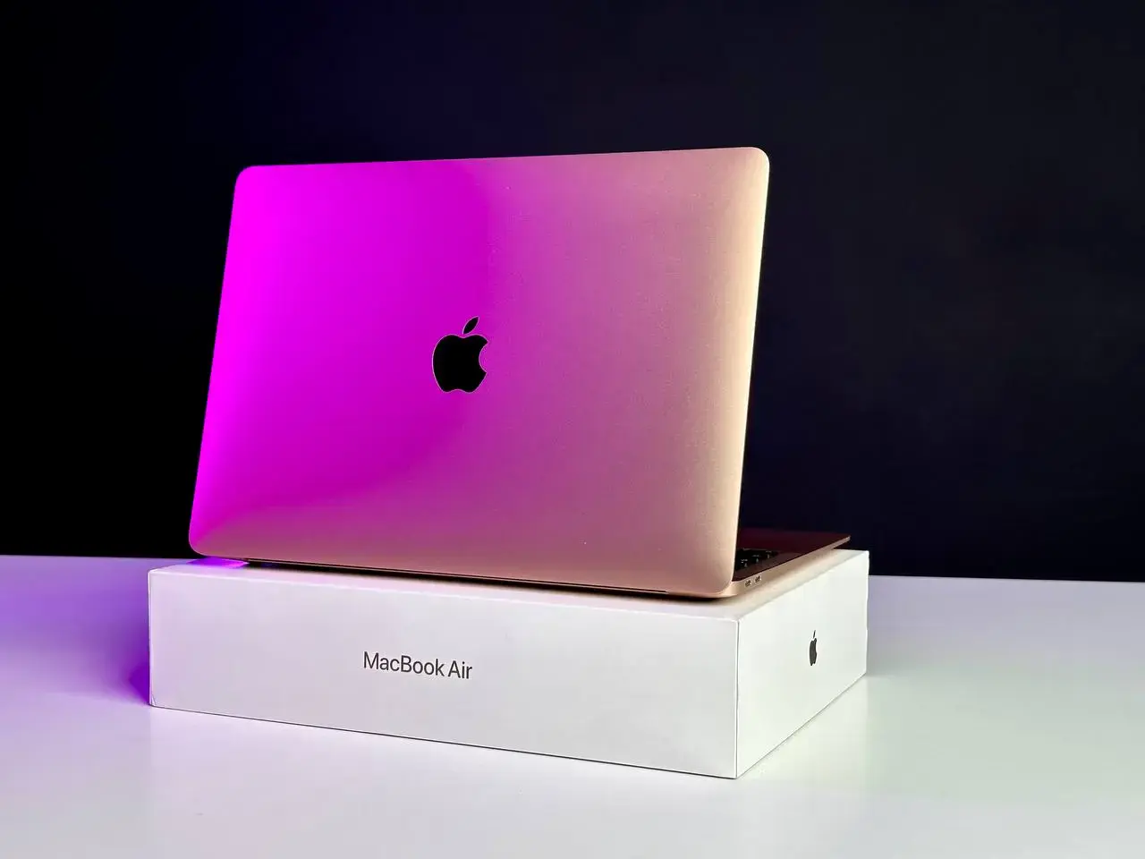 USED MacBook Air 13" Gold 2020 (MWTL2)(i3/8GB/256SSD)(Стан - 8.9/10. Комплект - повний | гарантія - 1 міс.) - Cycle 423