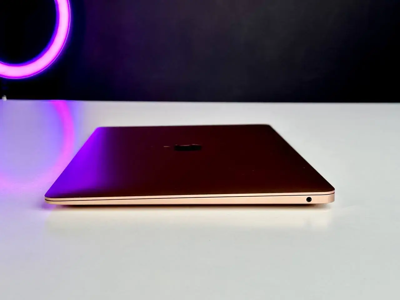 USED MacBook Air 13" Gold 2020 (MWTL2)(i3/8GB/256SSD)(Стан - 8.9/10. Комплект - повний | гарантія - 1 міс.) - Cycle 423