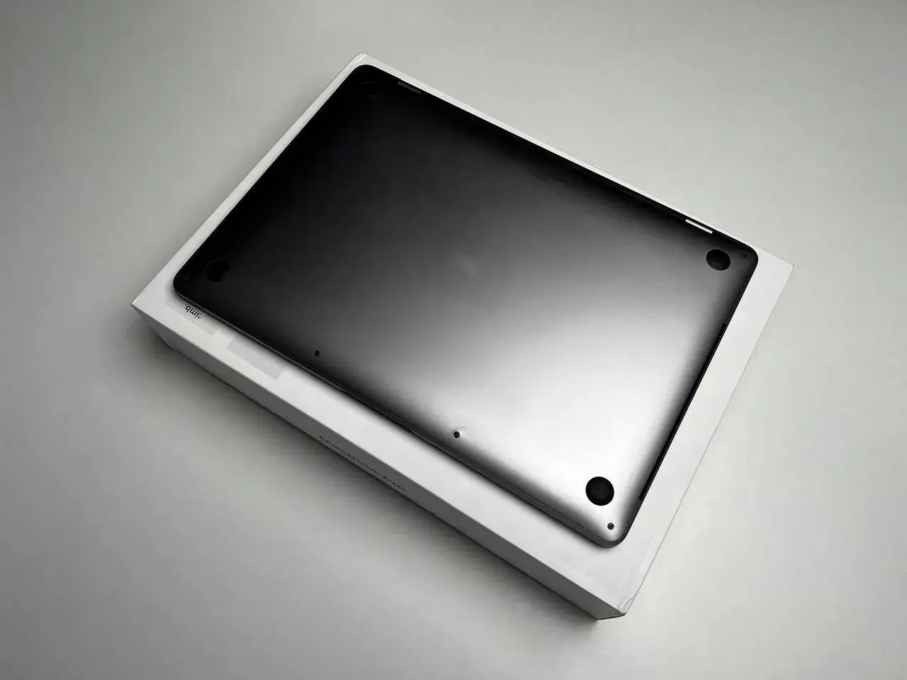 USED MacBook Pro 13" Space Gray (MWP42) 2020 (i5/16GB/512SSD) (Стан - 9/10. Комплект - повний | гарантія - 1 міс.) - Cycle 269