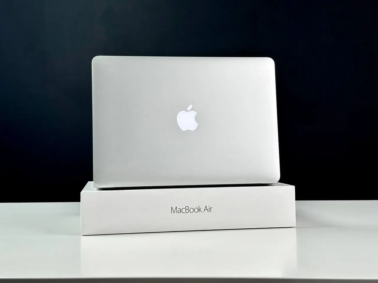 ВЖИВАНИЙ USED MacBook Air 13" (MQD32) 2017 (i5/8GB/128GB)(Стан - 8.9/10. Комплект - повний | гарантія - 1 міс.) - Cycle 744 - Стан: гарний | Комплект: повний | Гарантія: 1 міс.