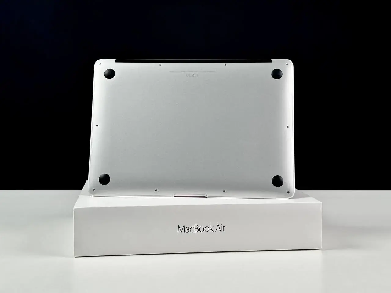 ВЖИВАНИЙ USED MacBook Air 13" (MQD32) 2017 (i5/8GB/128GB)(Стан - 8.9/10. Комплект - повний | гарантія - 1 міс.) - Cycle 744 - Стан: гарний | Комплект: повний | Гарантія: 1 міс.