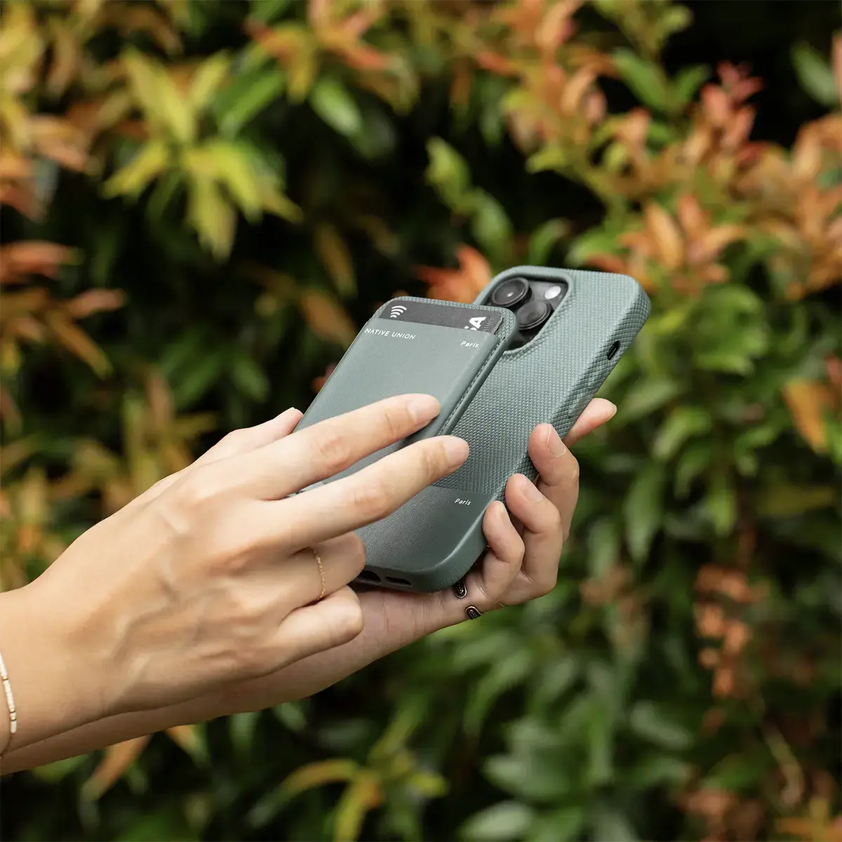 Чехол Native Union (RE) Classic Case for iPhone 15 - Slate Green (RECLA-GRN-NP23)