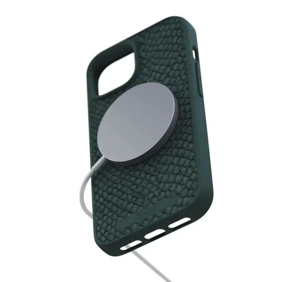 Чохол Njord Salmon Leather MagSafe Case for iPhone 15 - Dark Green (NA51SL02)