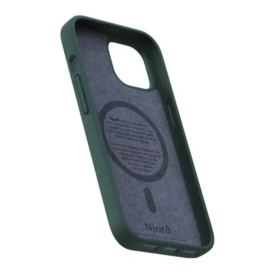 Чохол Njord Salmon Leather MagSafe Case for iPhone 15 - Dark Green (NA51SL02)