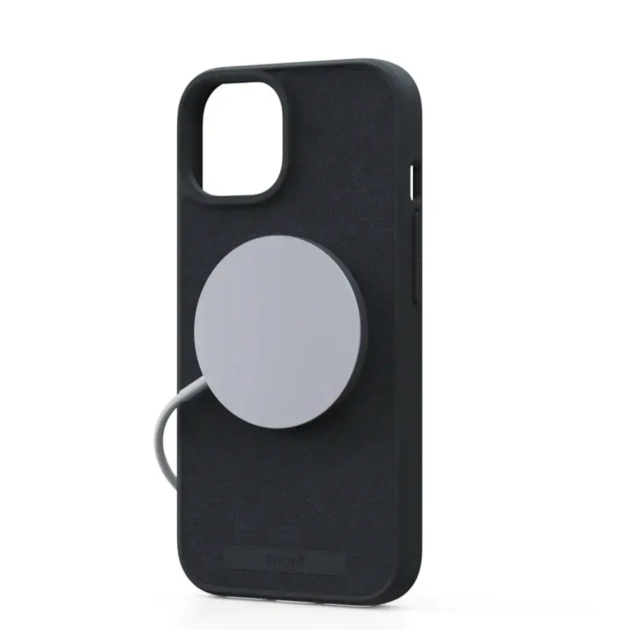 Чехол Njord Suede MagSafe Case for iPhone 15 - Black (NA51SU00)