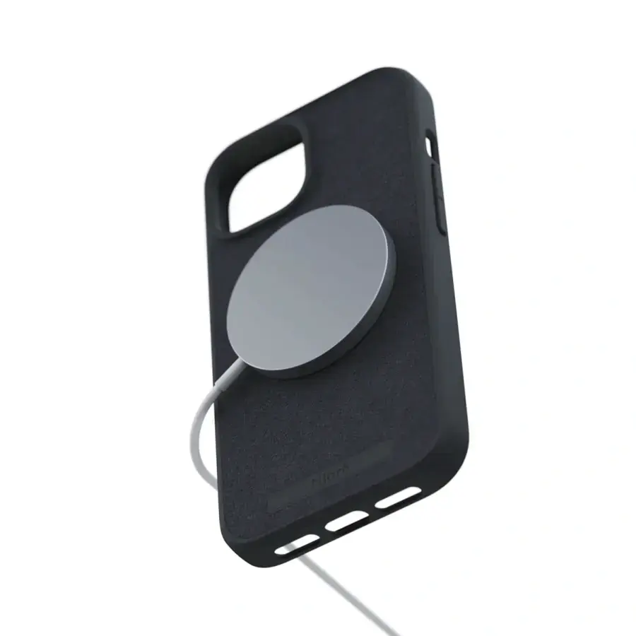 Чехол Njord Suede MagSafe Case for iPhone 15 - Black (NA51SU00)