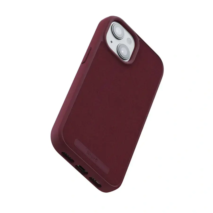 Чехол Njord Suede MagSafe Case for iPhone 15 - Crimson Red (NA51SU11)