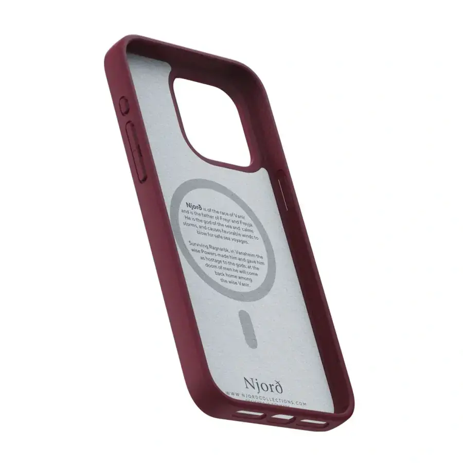 Чехол Njord Suede MagSafe Case for iPhone 15 Pro Max - Crimson Red (NA54SU11)