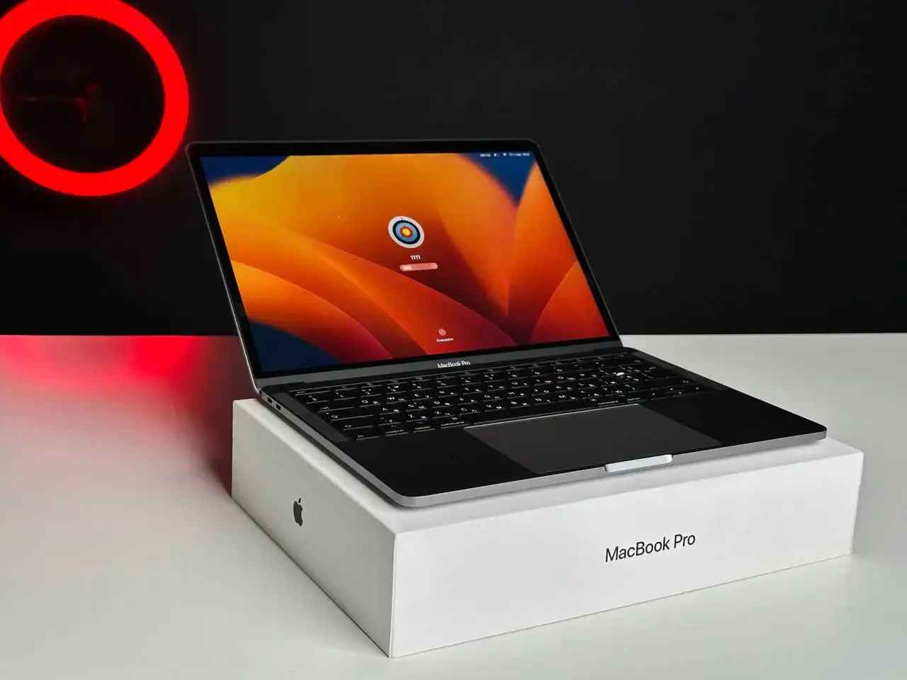 USED MacBook Pro 13" Space Gray (MPXT2) 2017 (i5/8GB/256SSD)(Стан - 9/10 Комплект - повний | гарантія - 1 міс.) - Cycle 383