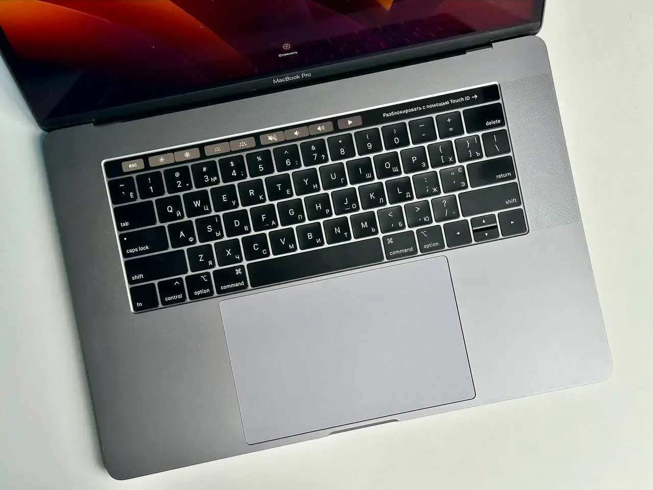 USED MacBook Pro 15" Space Gray (Z0V1003E6) 2018, (i9/32GB/512GB/Vega 4 ГБ)(Стан - 9/10. Комплект - повний | гарантія - 1 міс.) - Cycle 314