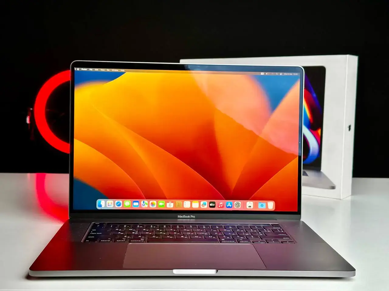 USED MacBook Pro 16" Space Gray (MVVJ2) 2019, (i7/16GB/512GB)(Стан - 9.5/10. Комплект - повний | гарантія - 1 міс.) - Cycle 1