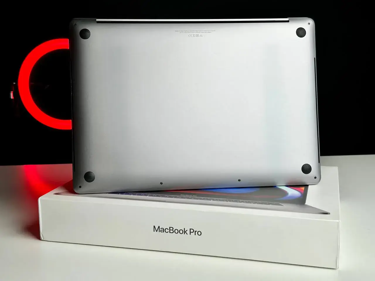 USED MacBook Pro 16" Space Gray (MVVJ2) 2019, (i7/16GB/512GB)(Стан - 9.5/10. Комплект - повний | гарантія - 1 міс.) - Cycle 1