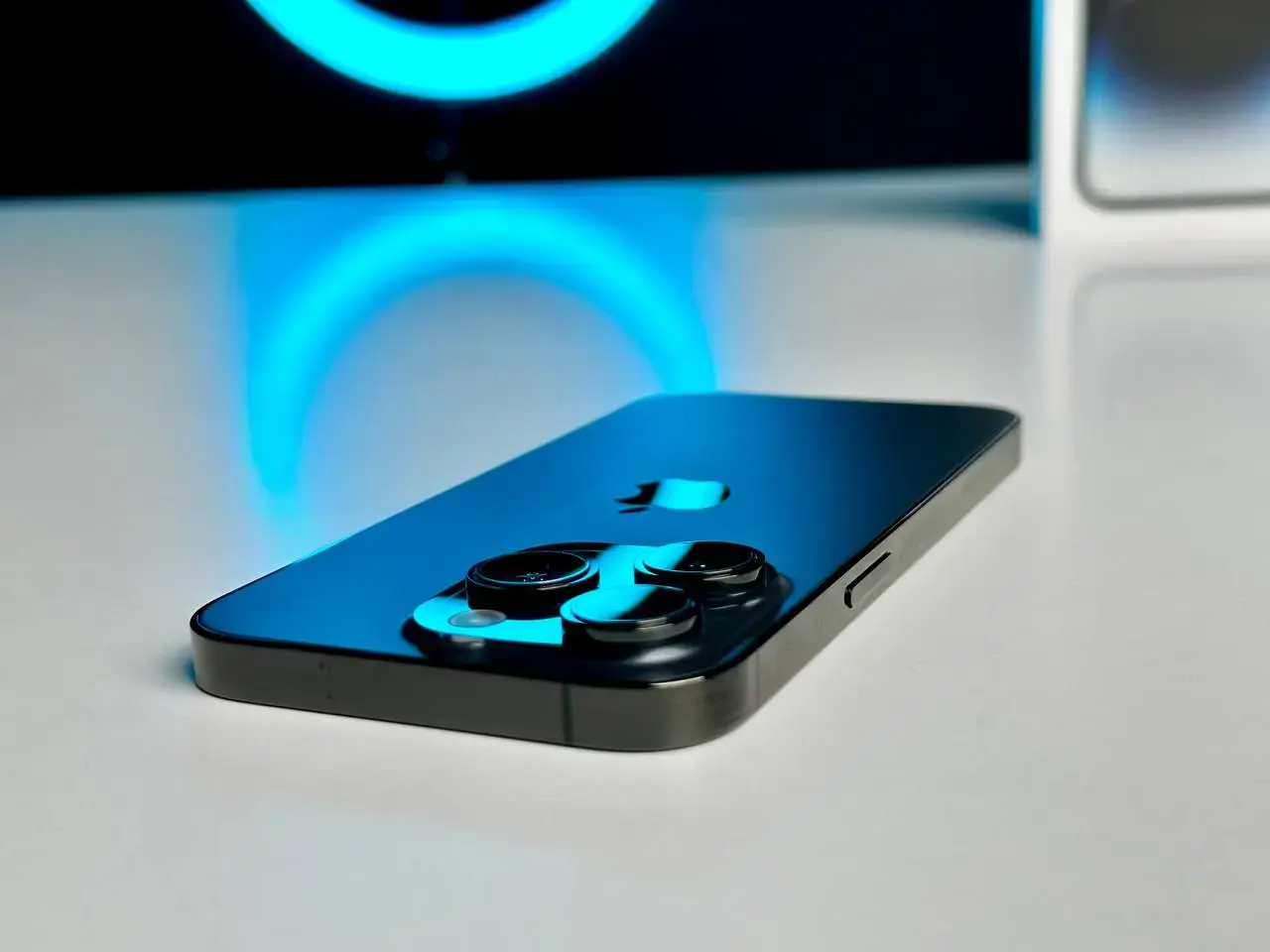 УЦІНКА Apple iPhone 14 Pro 1TB Space Black (MQ2G3)🔋100%(Стан - 9.9/10, Комплект - повний | гарантія - 12 міс.)