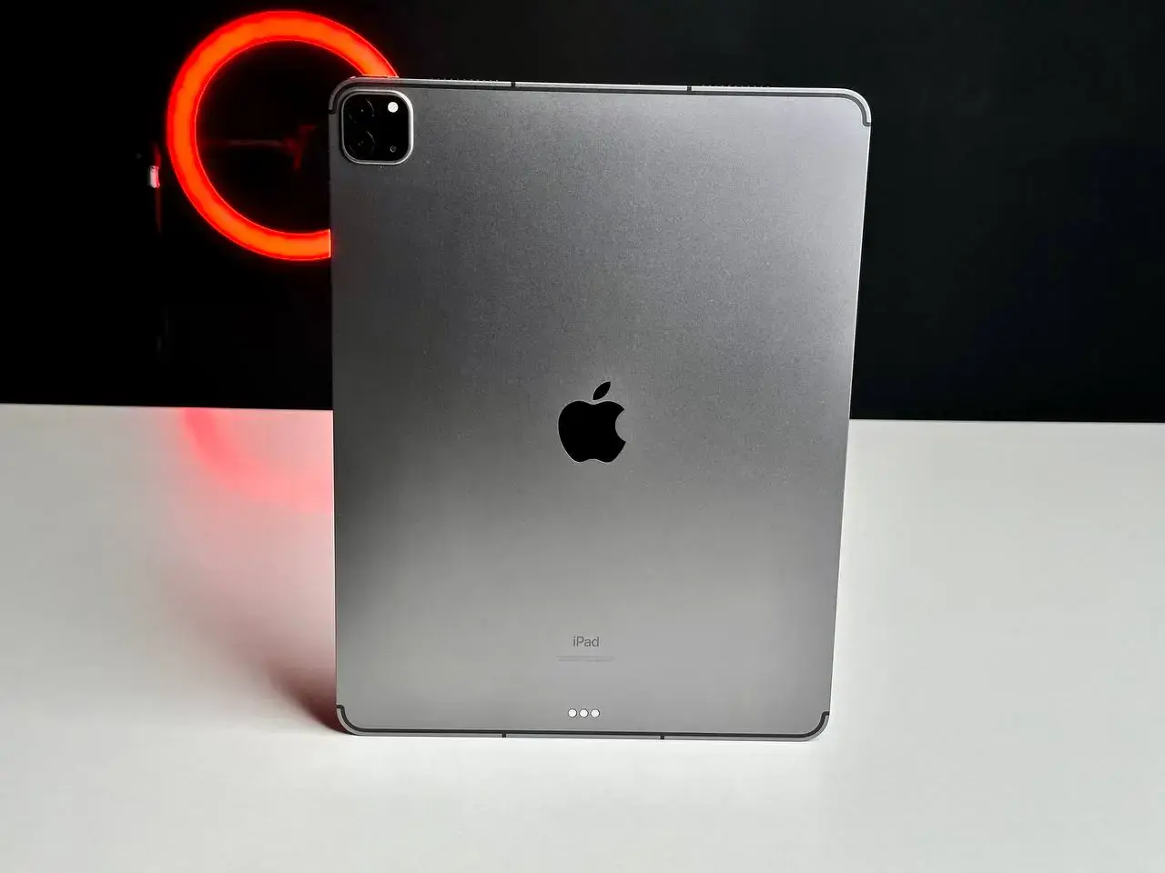 Вітринний iPad Pro 12.9" 2021 Wi-Fi + Cellular 256GB Space Gray (MHNW3, MHR63)
