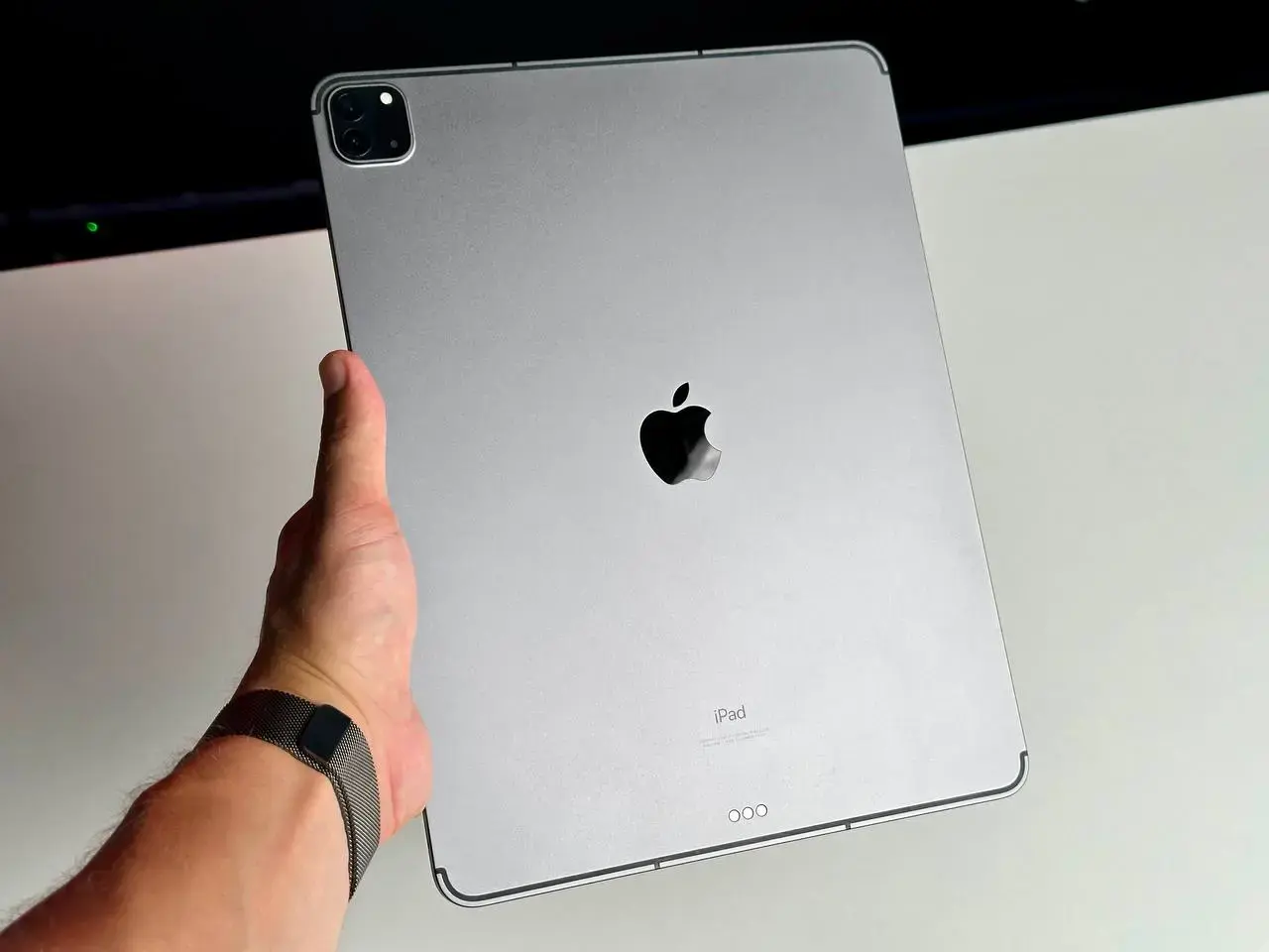 Вітринний iPad Pro 12.9" 2021 Wi-Fi + Cellular 256GB Space Gray (MHNW3, MHR63)