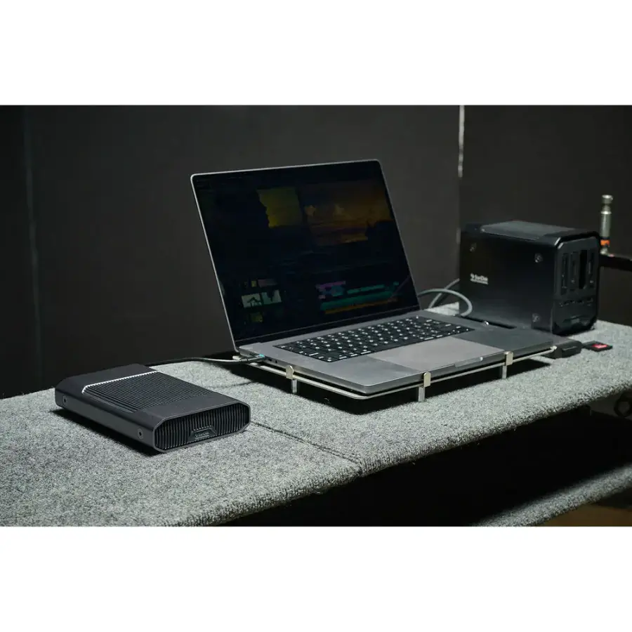 Жорсткий диск SanDisk Professional G-Drive 6TB (SDPHF1A-006T-MBAAD)