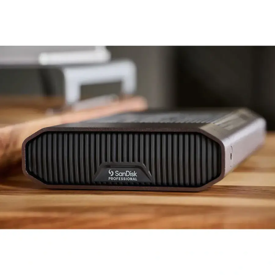 Жорсткий диск SanDisk Professional G-Drive 6TB (SDPHF1A-006T-MBAAD)