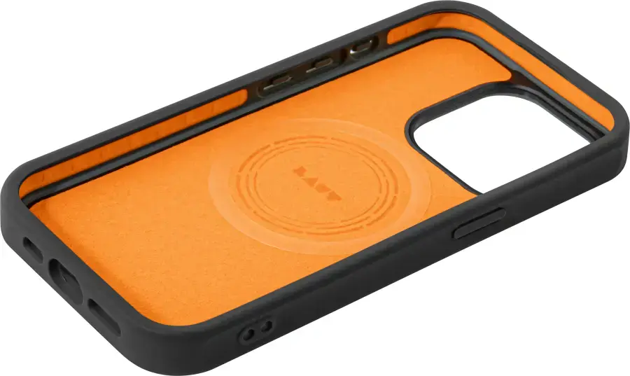 Чехол LAUT URBAN PROTECT case with MagSafe for iPhone 15 - Black (L_IP23A_UP_BK)