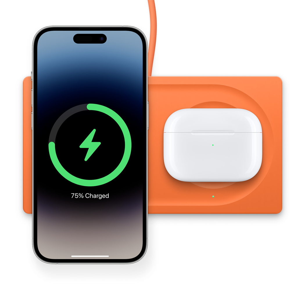 Бездротова зарядна панель Belkin BoostCharge Pro 2-in-1 Wireless Charging Pad with Official MagSafe Charging 15W - Orange (HR1H2)