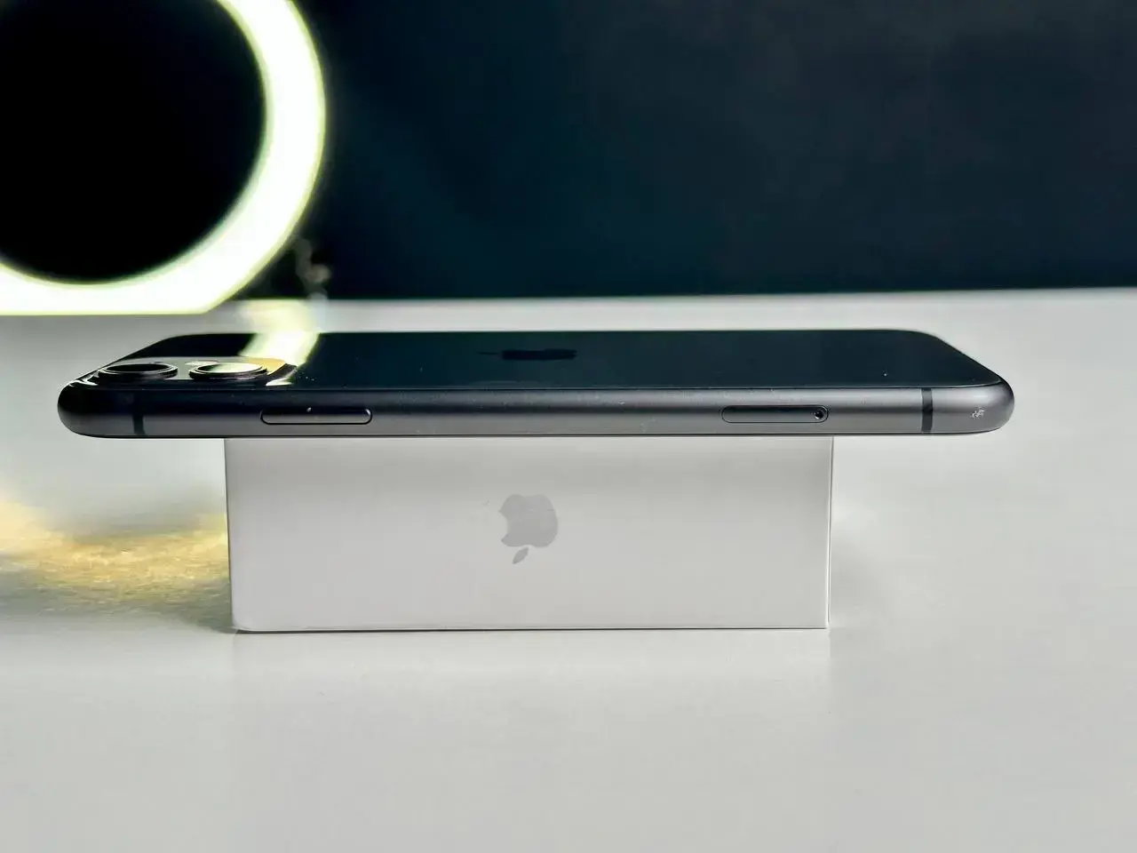 USED Apple iPhone 11 64GB Black (MWL72)🔋100%(Стан - 8.9/10, Комплект - iPhone | гарантія - 1 міс.)