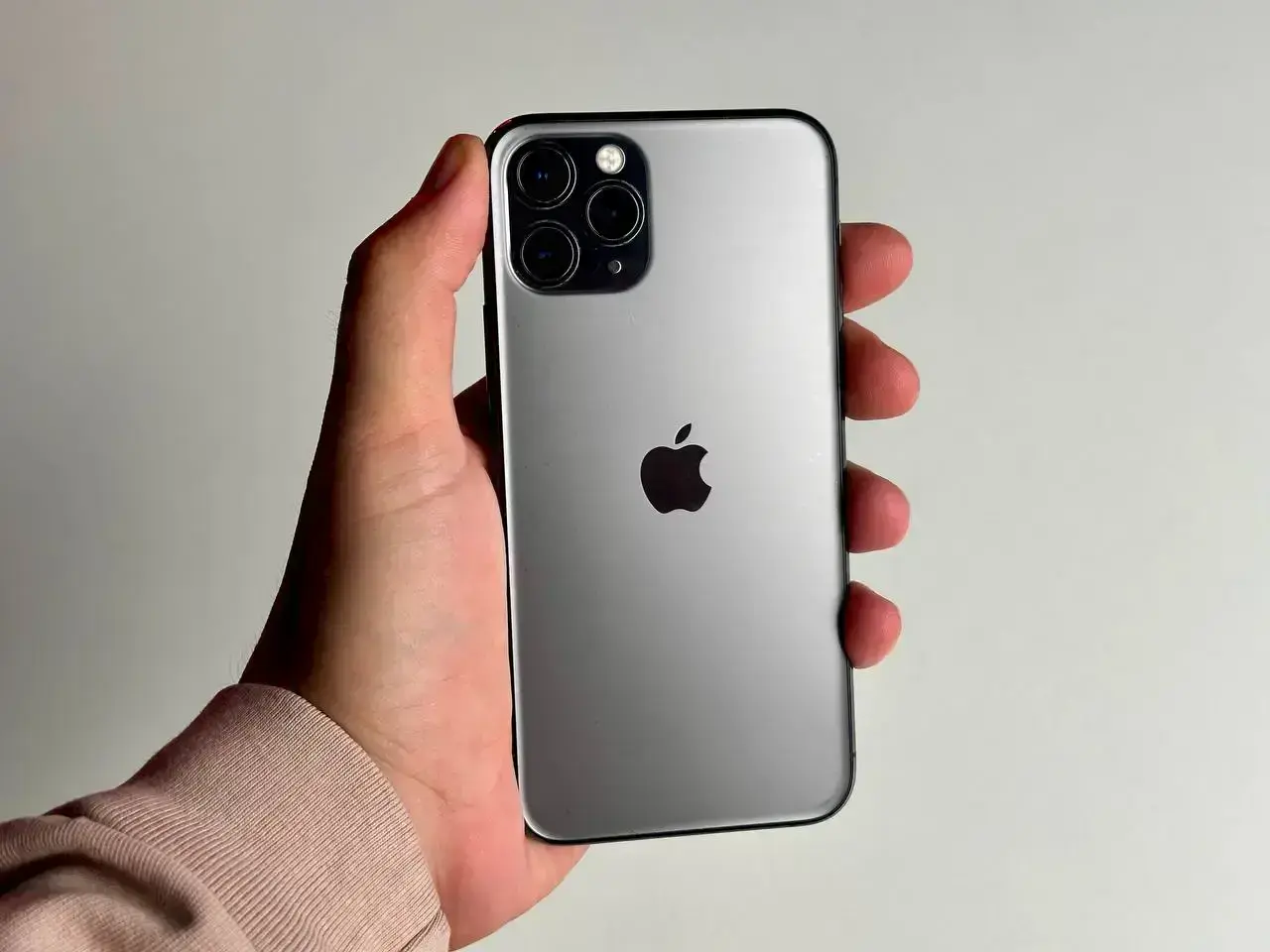 USED Apple iPhone 11 Pro 256GB Space Gray (MWCM2)🔋100%(Стан - 8/10, Комплект - iPhone | гарантія - 1 міс.)