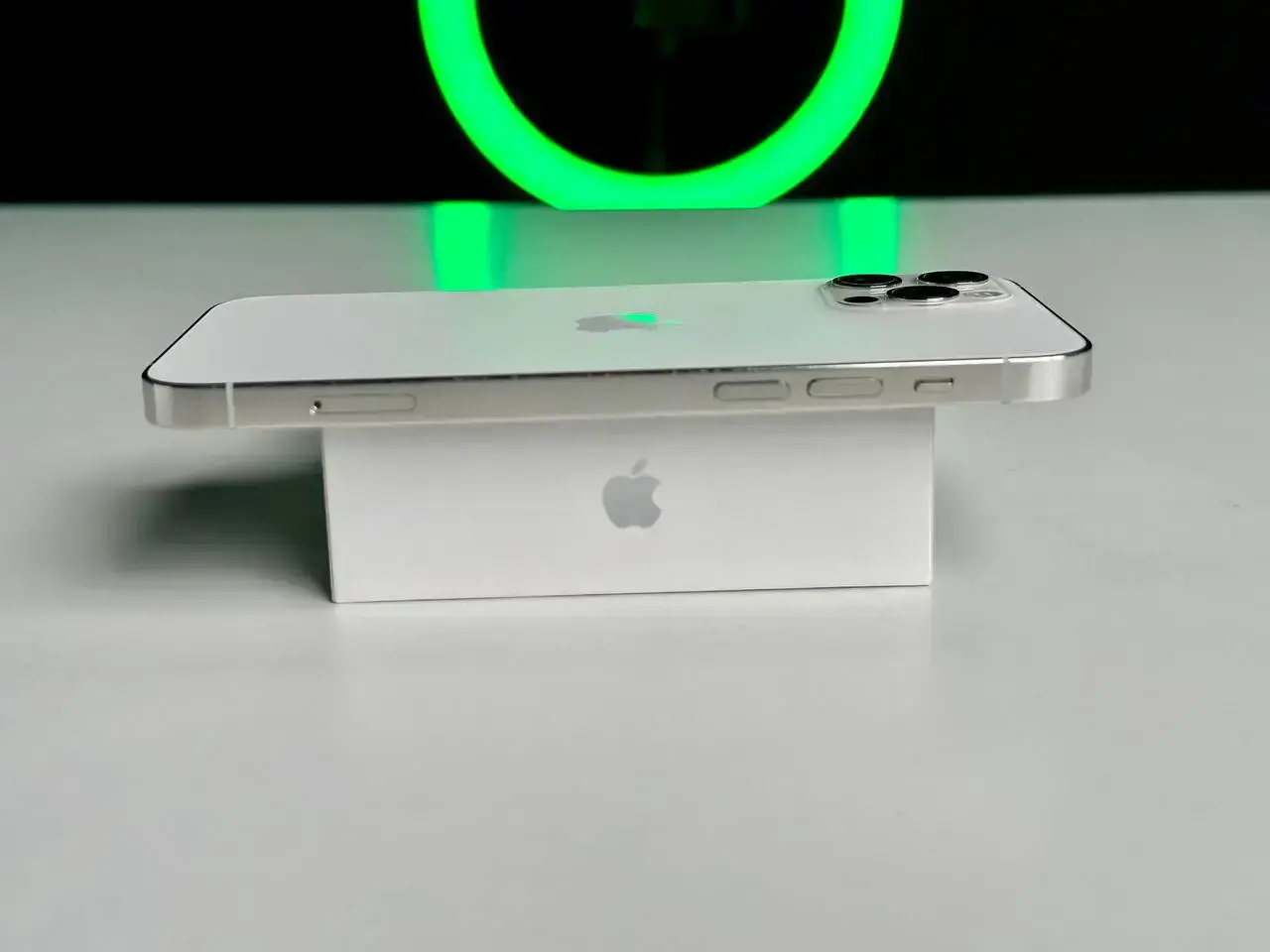 USED Apple iPhone 12 Pro 256GB Silver (MGLU3, MGMQ3)🔋100%(Стан - 9/10, Комплект - iPhone | гарантія - 1 міс.)