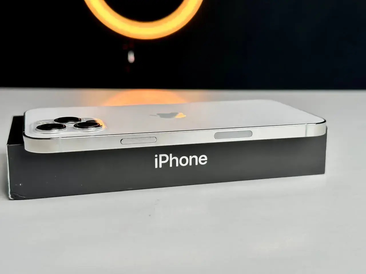 USED Apple iPhone 12 Pro Max 256GB Silver (MGCL3, MGDD3)🔋100%(Стан - 8.9/10, Комплект - Повний | гарантія - 1 міс.)