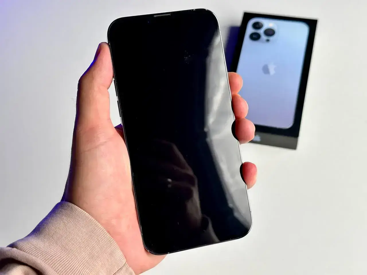 USED Apple iPhone 13 Pro Max 256GB Sierra Blue (MLKV3, MLLE3)🔋100%(Стан - 9/10, Комплект - повний | гарантія - 1 міс.)