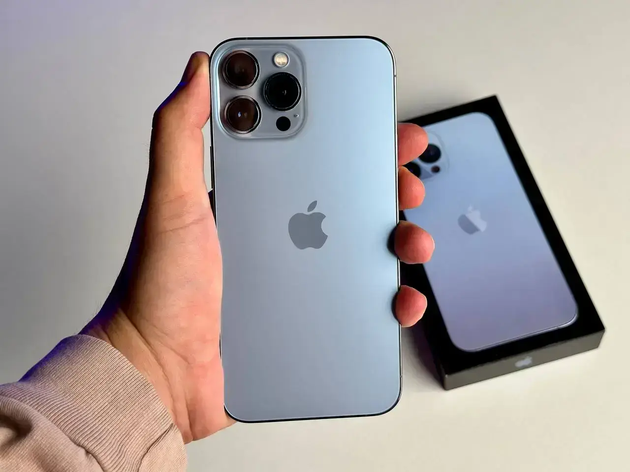USED Apple iPhone 13 Pro Max 256GB Sierra Blue (MLKV3, MLLE3)🔋100%(Стан - 9/10, Комплект - повний | гарантія - 1 міс.)