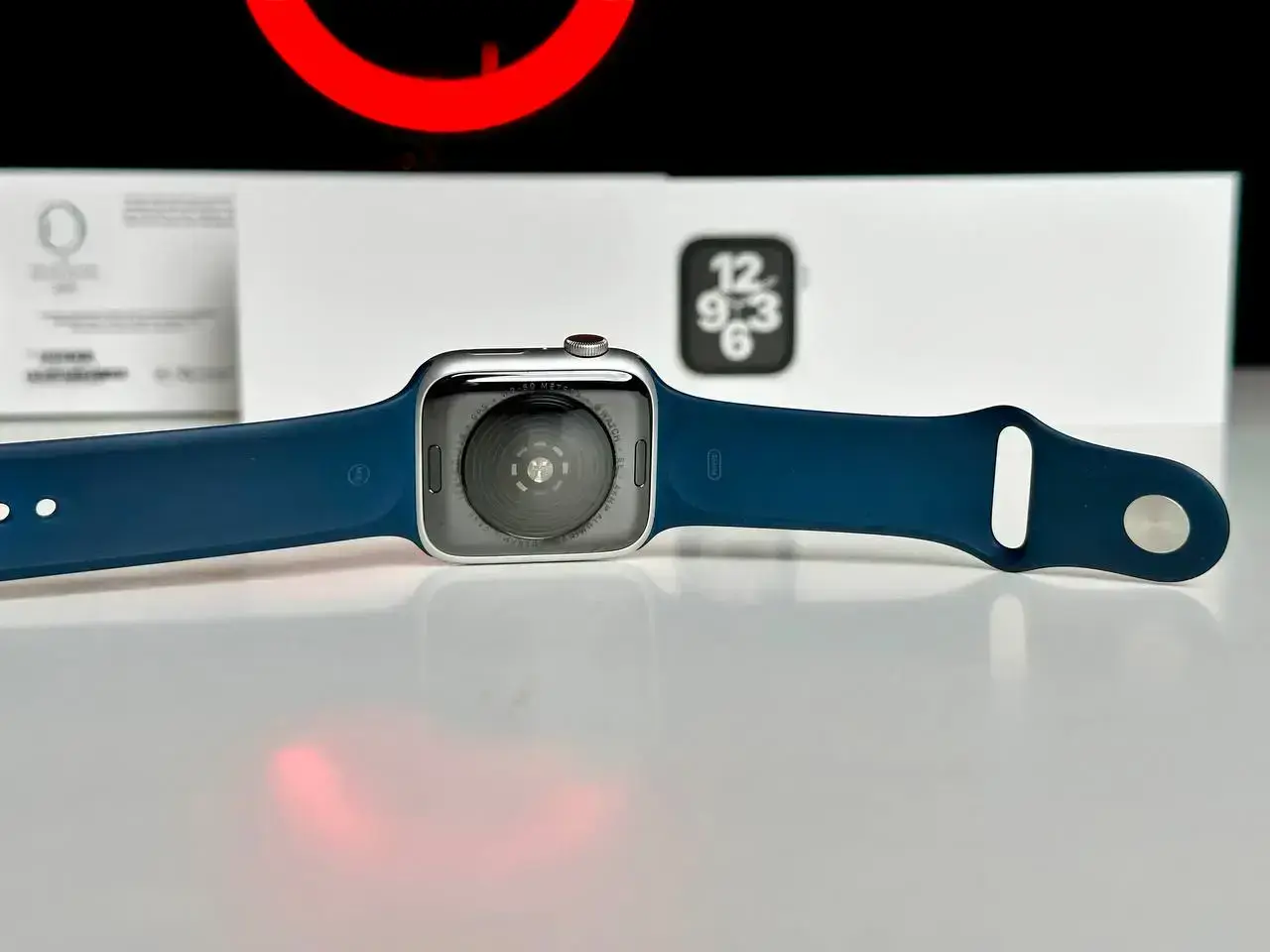 USED Apple Watch SE GPS 44mm Silver Aluminum Case with Abyss Blue Sport Band (MKQ43)