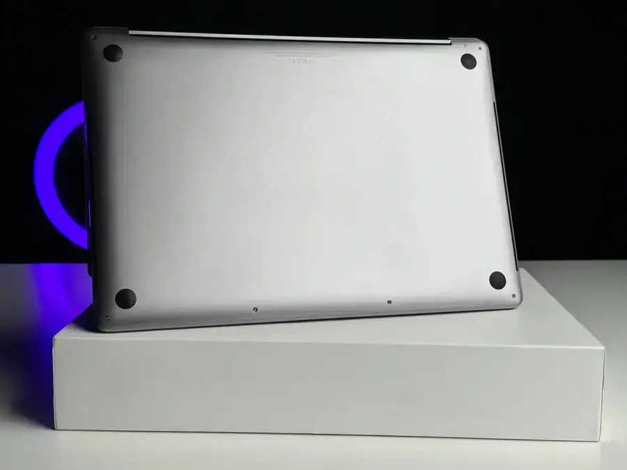 USED MacBook Pro 15" Space Gray (MV902) 2019, (i7/16GB/256SSD)🔋100% (Стан - 9/10. Комплект - повний | гарантія - 1 міс.) - Cycle 28