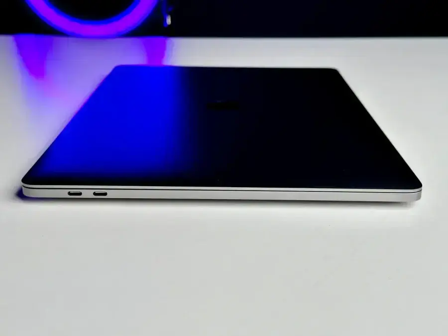 USED MacBook Pro 15" Space Gray (MV902) 2019, (i7/16GB/256SSD)🔋100% (Стан - 9/10. Комплект - повний | гарантія - 1 міс.) - Cycle 28