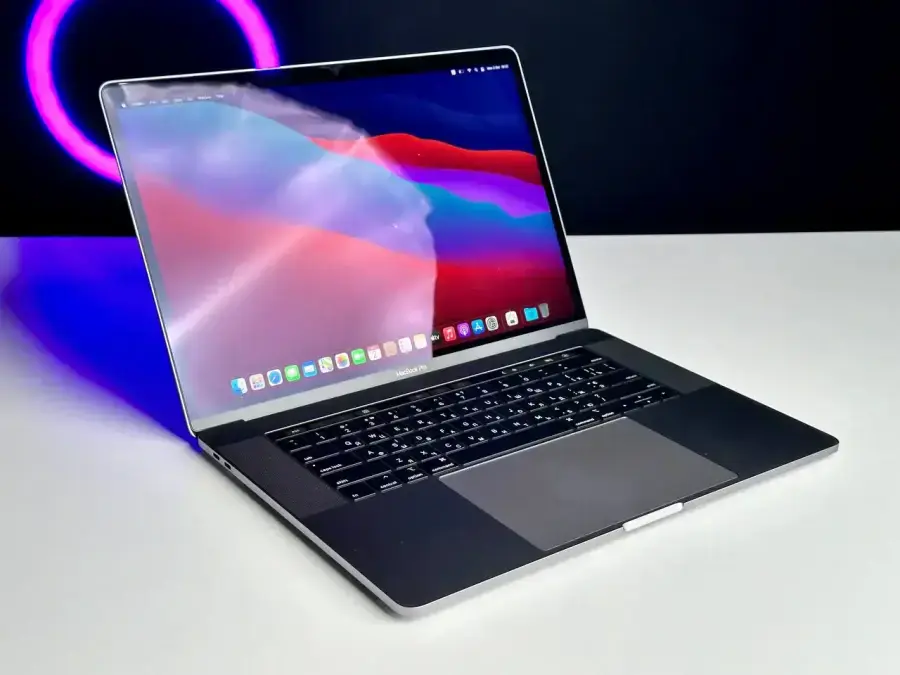 USED MacBook Pro 15" Space Gray (MV902) 2019, (i7/16GB/256SSD)🔋100% (Стан - 9/10. Комплект - повний | гарантія - 1 міс.) - Cycle 28