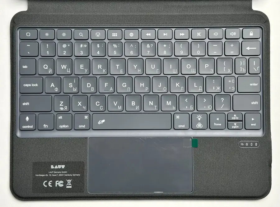 Чехол-клавиатура LAUT TYPEFOLIO 2.0 Keyboard Case для iPad 10.9" (2022) - English (L_IPD22_TY2_BK)