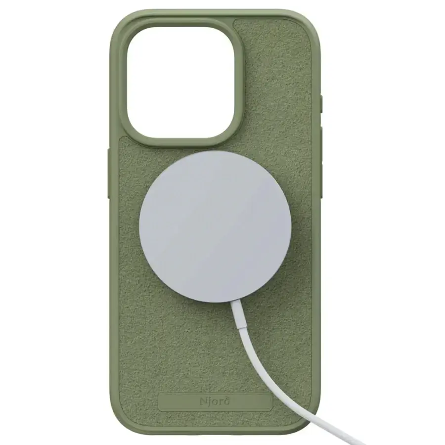 Чехол Njord Suede MagSafe Case for iPhone 15 Pro - Olive (NA53SU06)