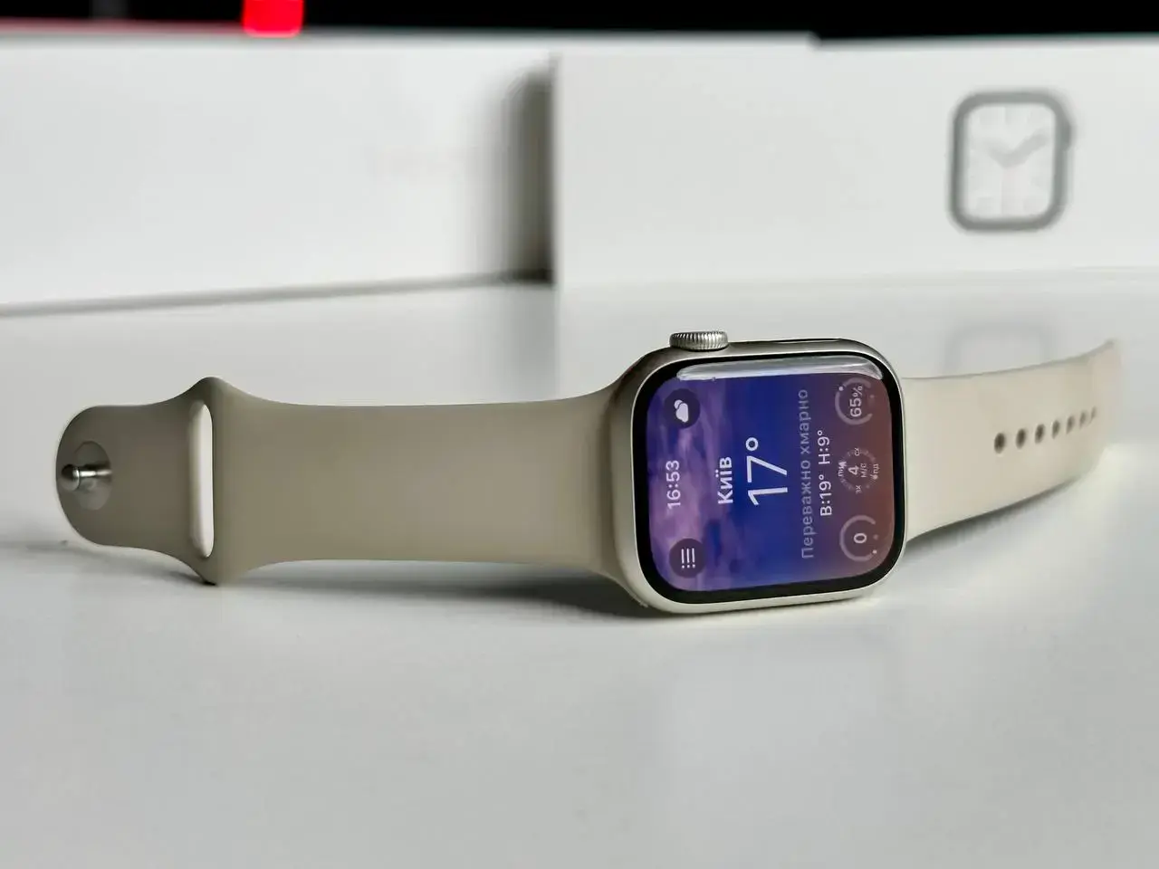 USED Apple Watch Series 7 GPS 41mm Starlight Aluminum Case with Starlight Sport Band (MKMY3)